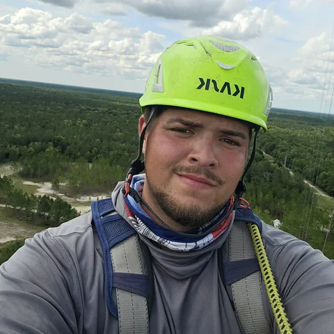Gage Pottorff, Tower Construction Foreman at Vertical Axis